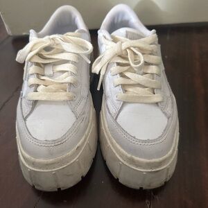 Puma platform sneaker